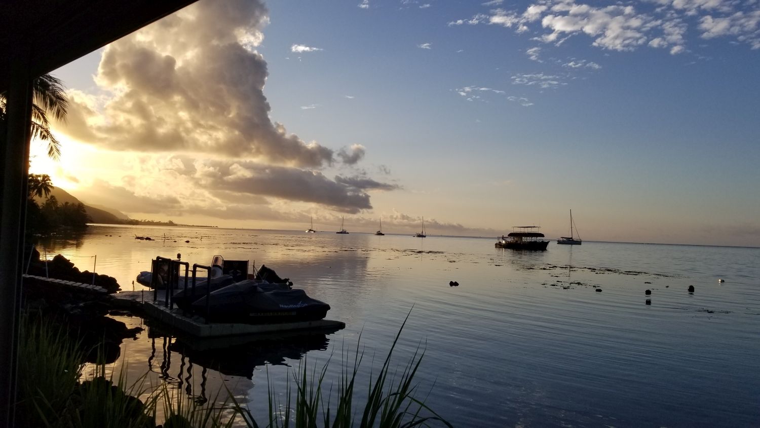 Moorea Beach Restaurant 